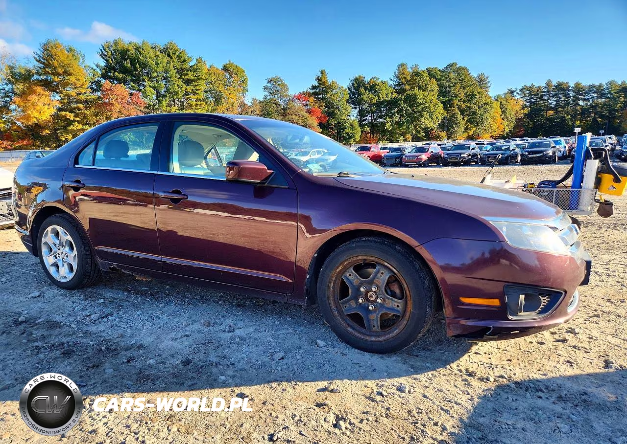 2011 Ford Fusion Se VIN:3FAHP0HA5BR131154 - 4