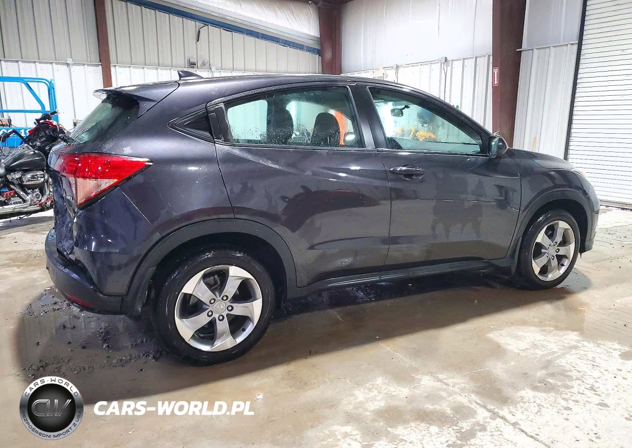 2018 Honda Hr-V Lx VIN:3CZRU6H30JG721956 - 3