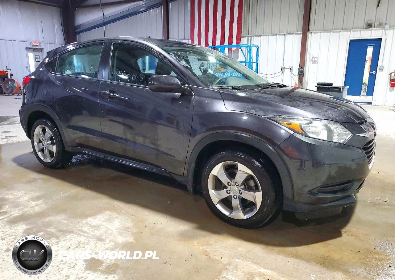 2018 Honda Hr-V Lx VIN:3CZRU6H30JG721956 - 4