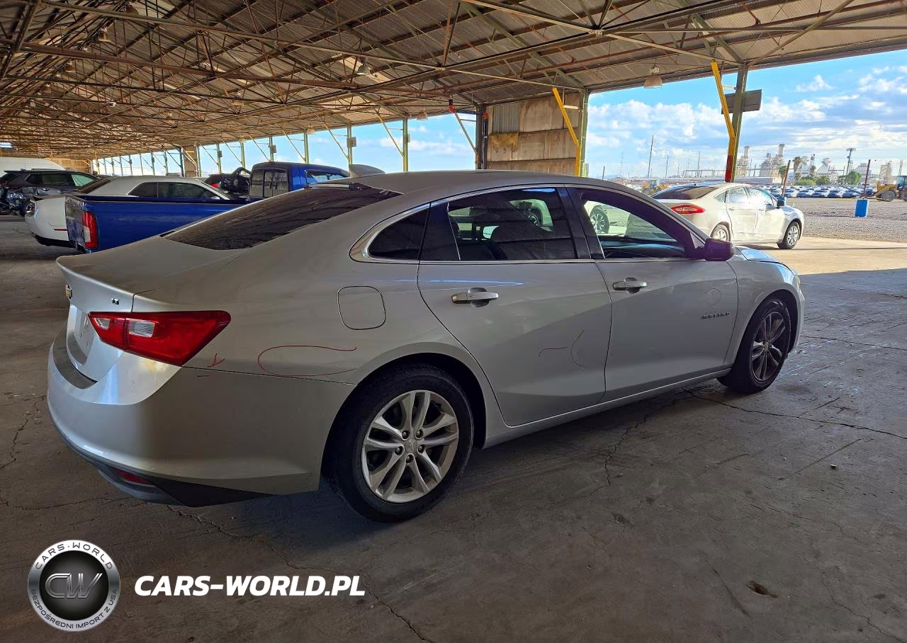 2018 Chevrolet Malibu Lt VIN:1G1ZD5STXJF123957 - 3