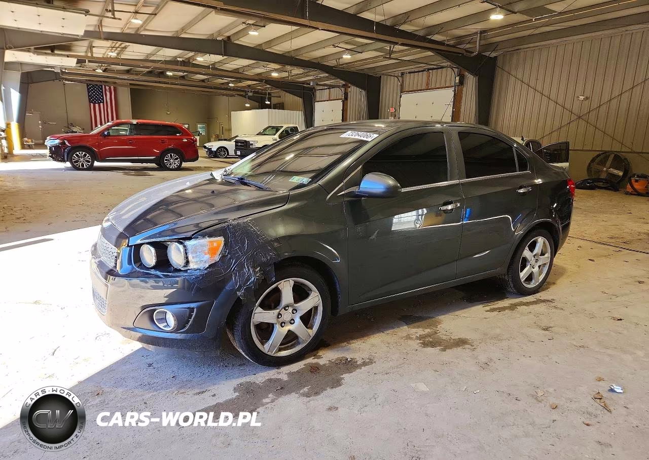 2015 Chevrolet Sonic Ltz – zdjęcie 1 z 12