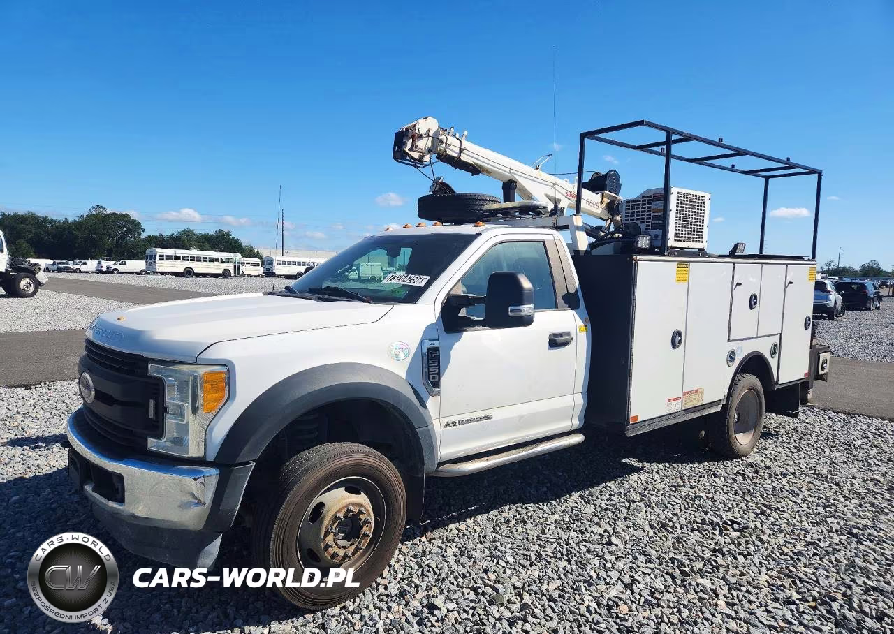 2017 Ford F550 Super Duty VIN:1FDUF5HT9HEB41882 - 1