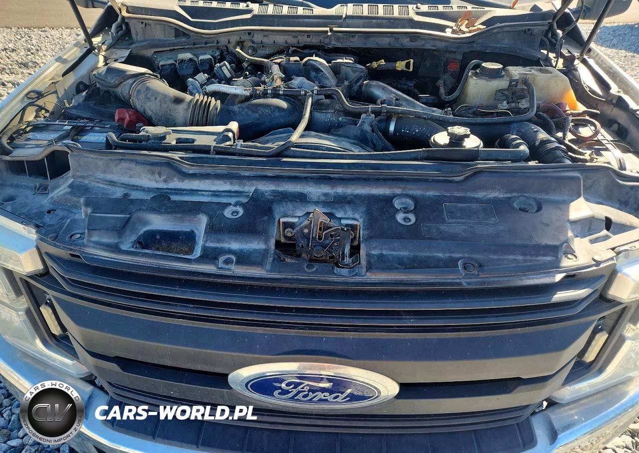 2017 Ford F550 Super Duty VIN:1FDUF5HT9HEB41882 - 11