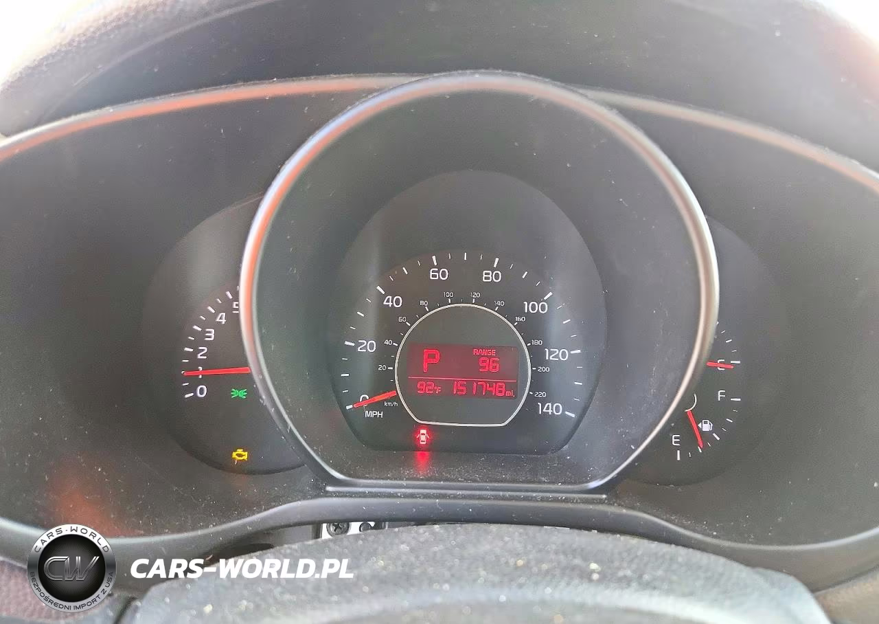 2015 Kia Soul + VIN:KNDJP3A56F7133132 - 9