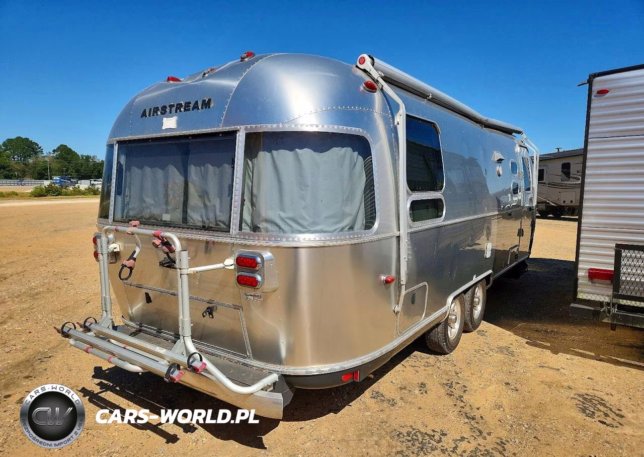 2015 Airstream Flying Cloud Series VIN:1STX9YJ26FJ531260 - 4