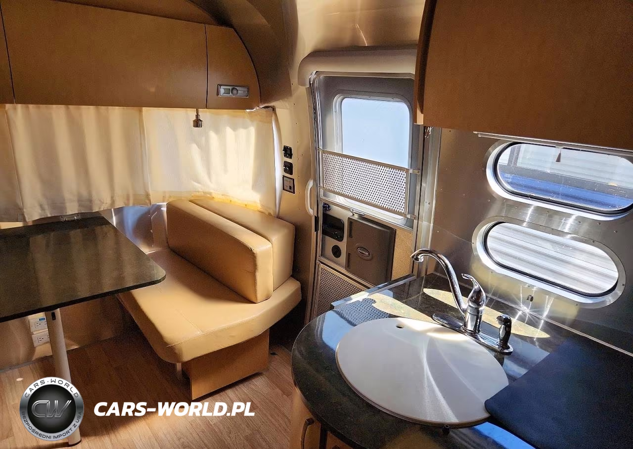 2015 Airstream Flying Cloud Series VIN:1STX9YJ26FJ531260 - 5