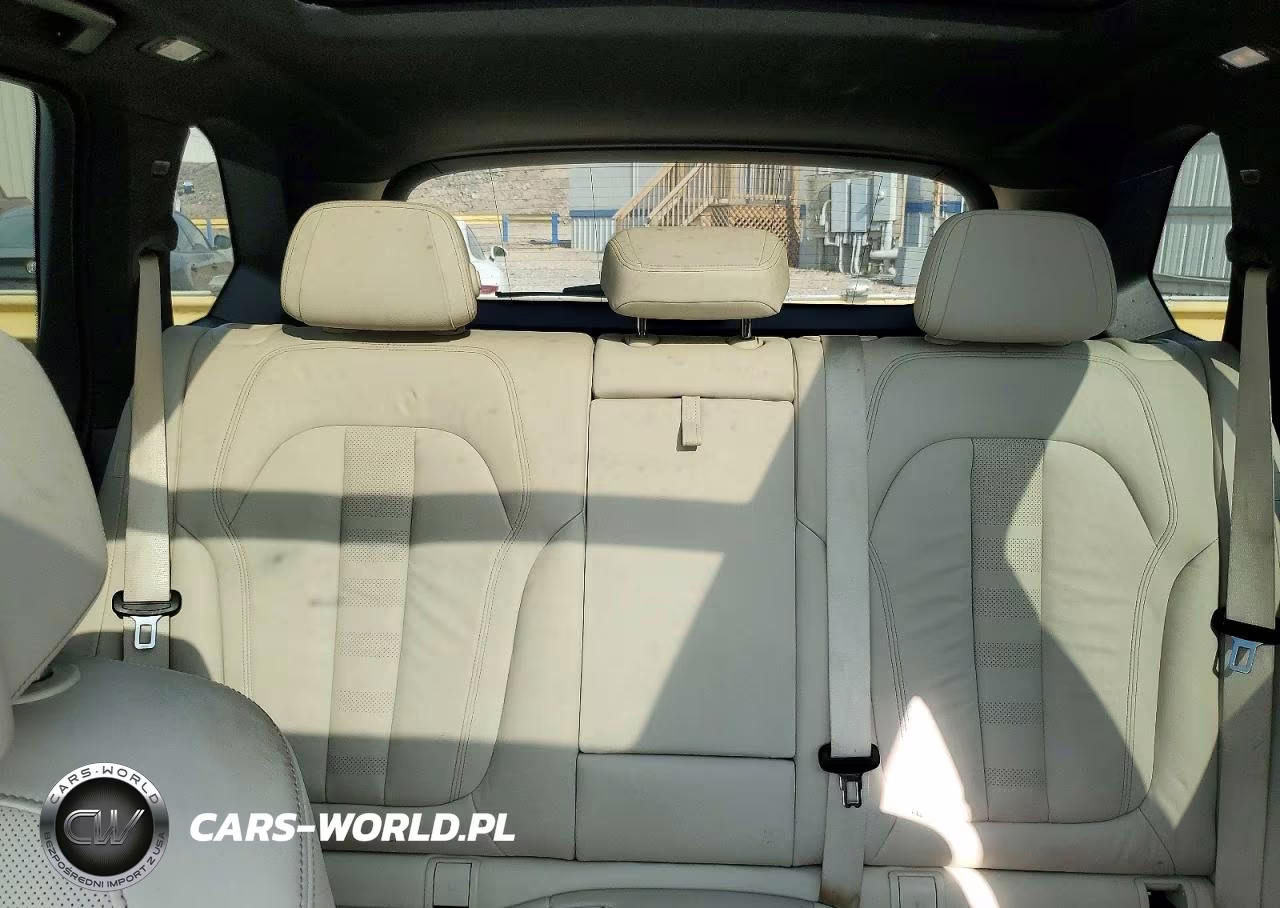 2020 BMW X5 M50I VIN:5UXJU4C01L9C22284 - 10