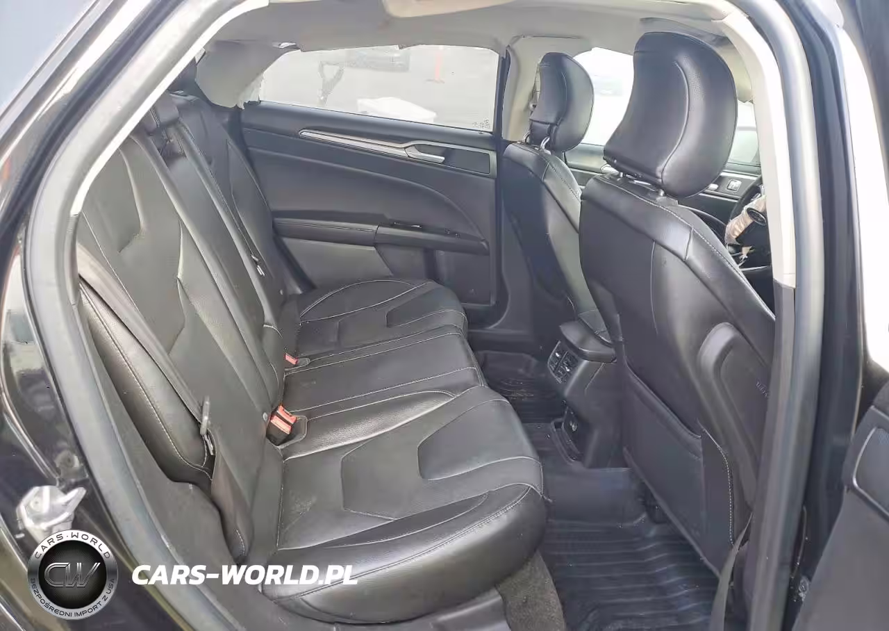 2015 Ford Fusion Titanium VIN:3FA6P0K91FR184123 - 10