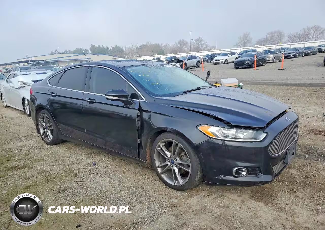 2015 Ford Fusion Titanium VIN:3FA6P0K91FR184123 - 4