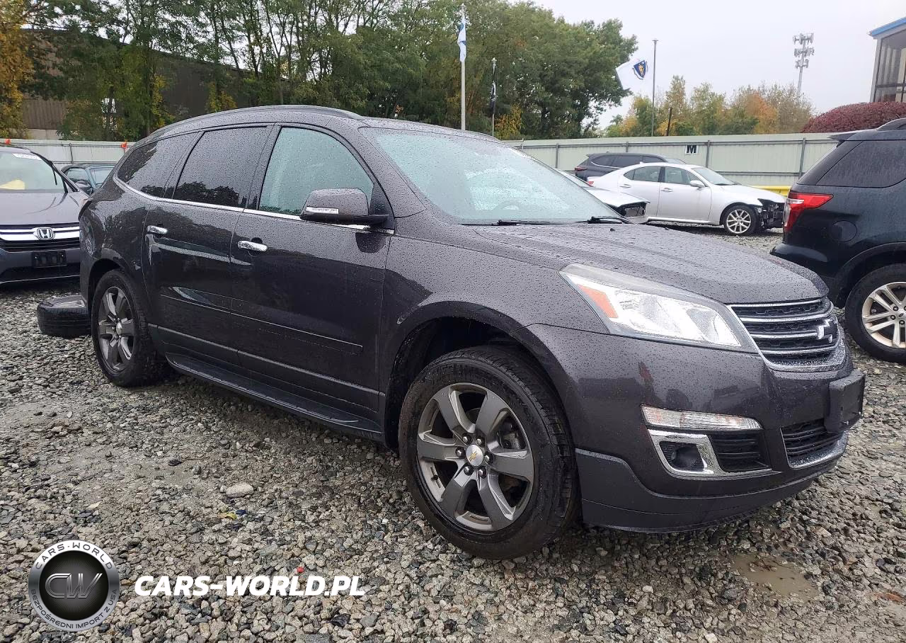 2017 Chevrolet Traverse Lt VIN:1GNKVHKD9HJ323548 - 4