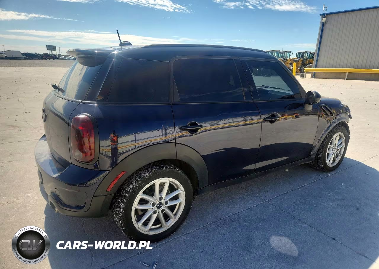 MINI COOPER S C VIN:WMWZC3C58GWT10540 - 3