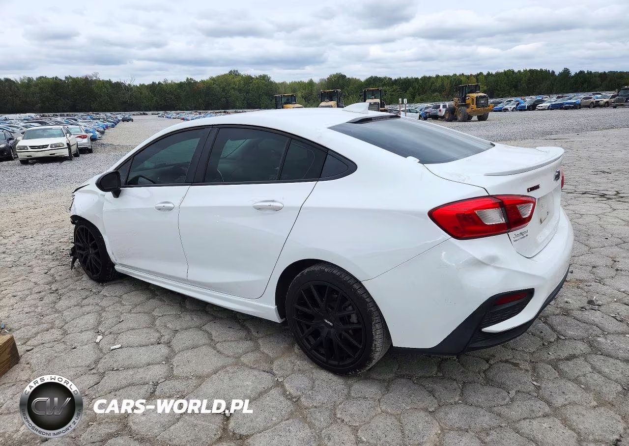 2018 Chevrolet Cruze Lt VIN:1G1BE5SM9J7111123 - 2