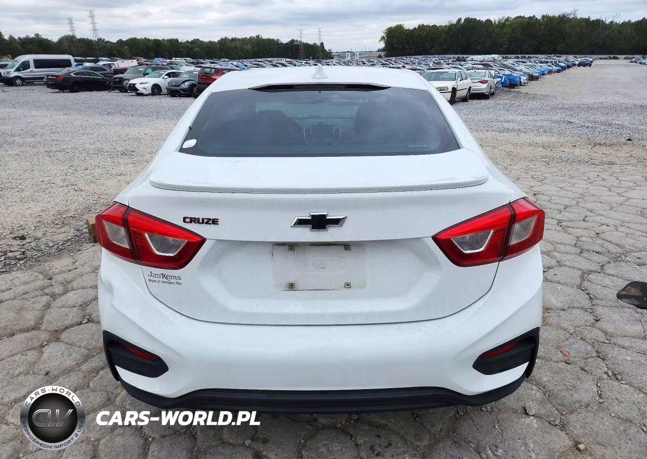 2018 Chevrolet Cruze Lt VIN:1G1BE5SM9J7111123 - 6