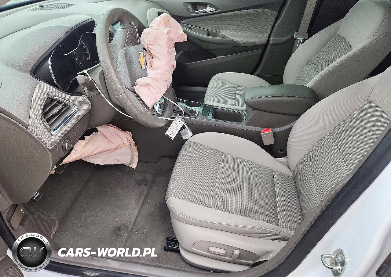 2018 Chevrolet Cruze Lt VIN:1G1BE5SM9J7111123 - 7