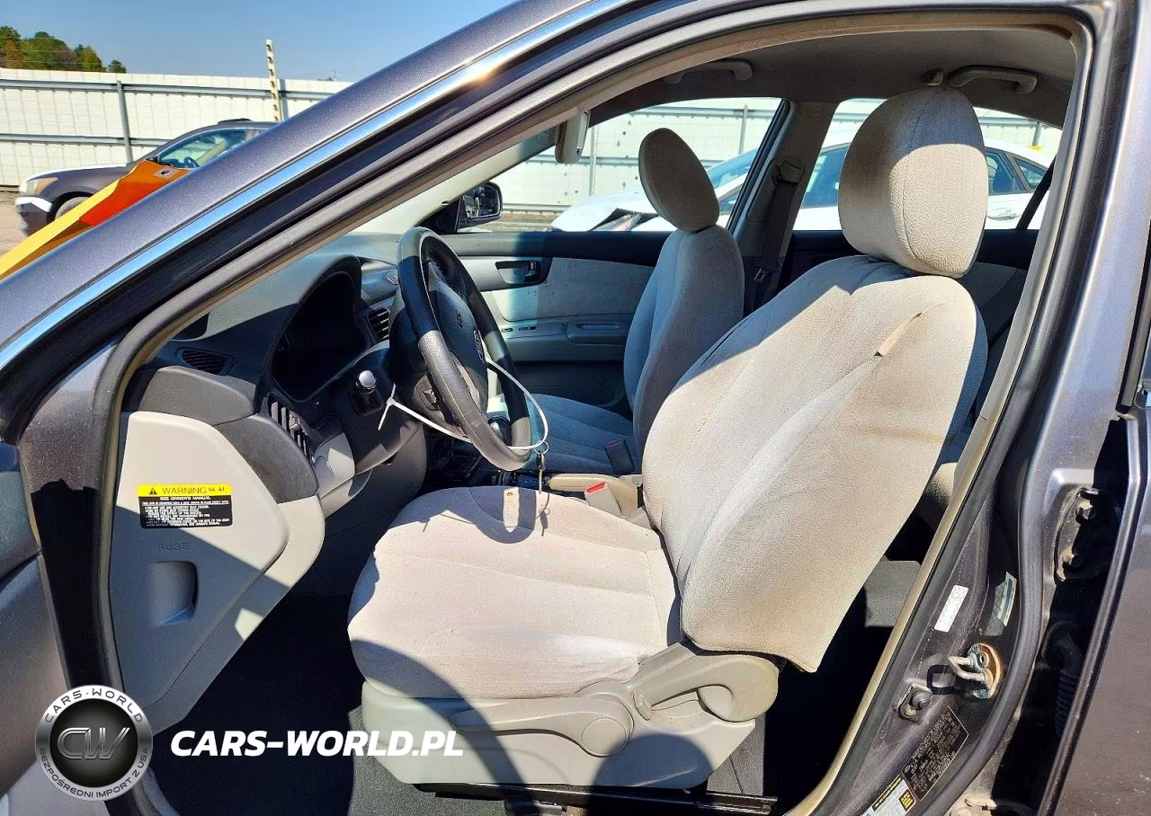 2007 Kia Optima Lx VIN:KNAGE123675118142 - 7
