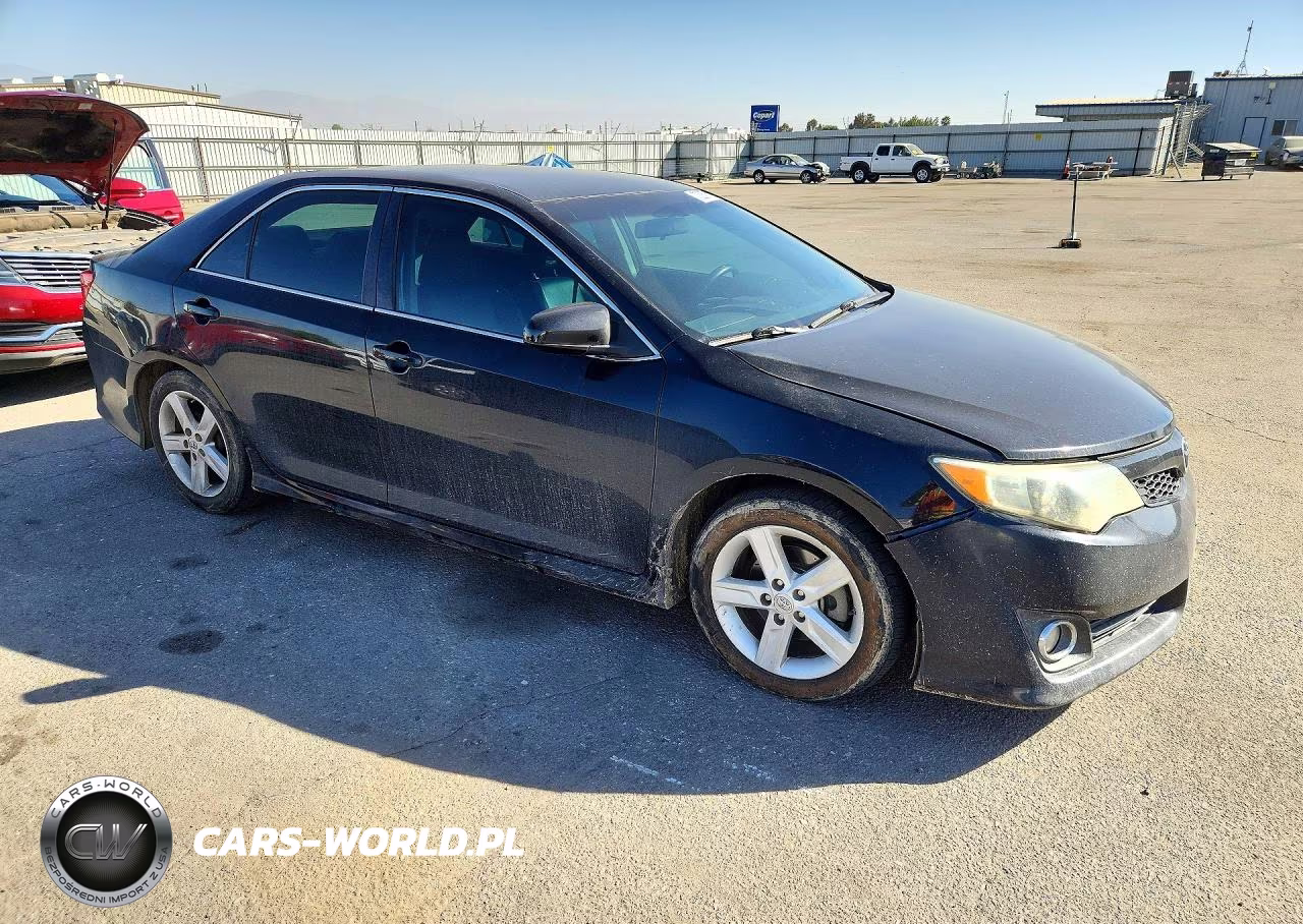 2013 Toyota Camry Se VIN:4T1BF1FK2DU251649 - 4