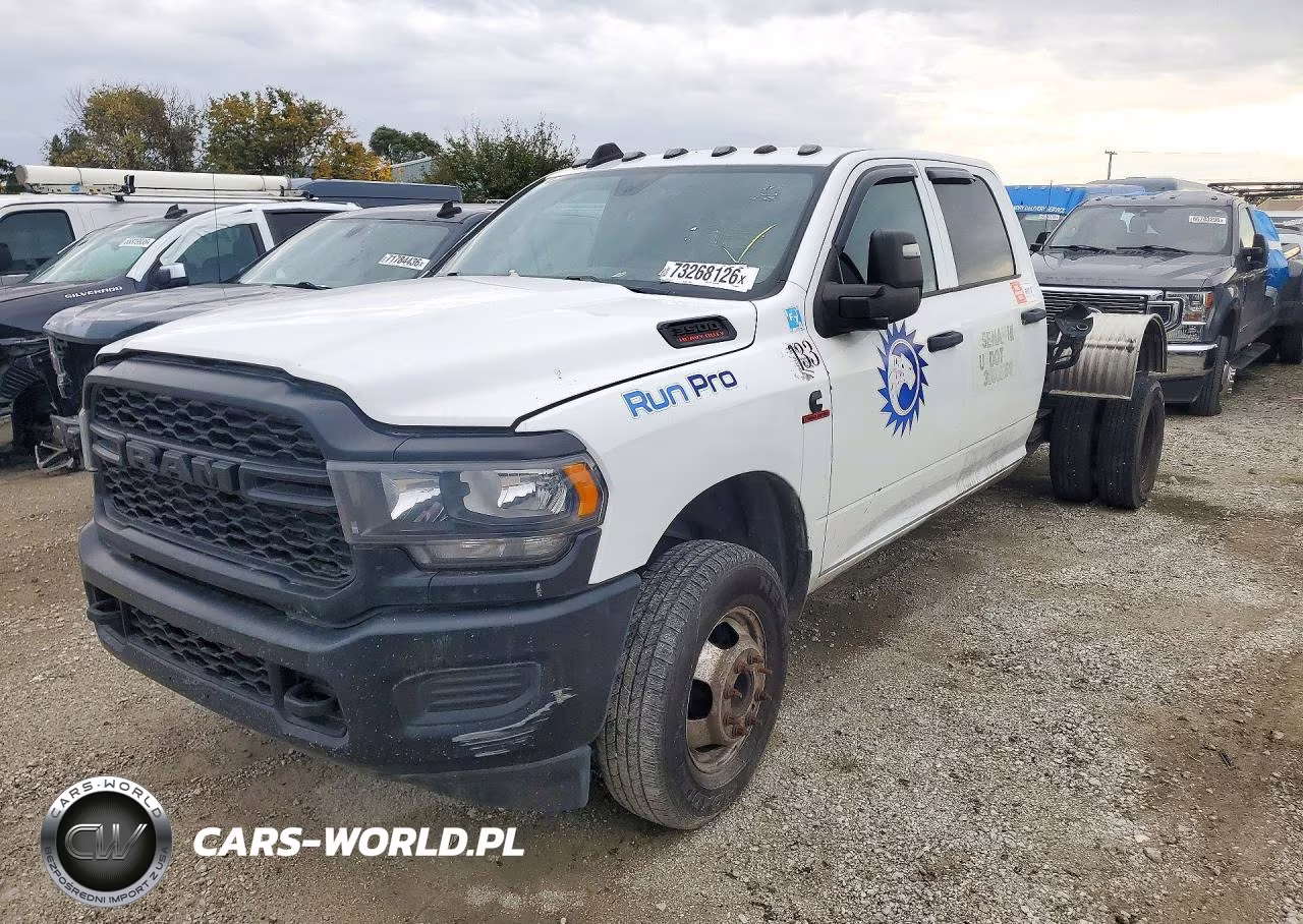 2023 Ram 3500 Tradesman 4X4 8' Box