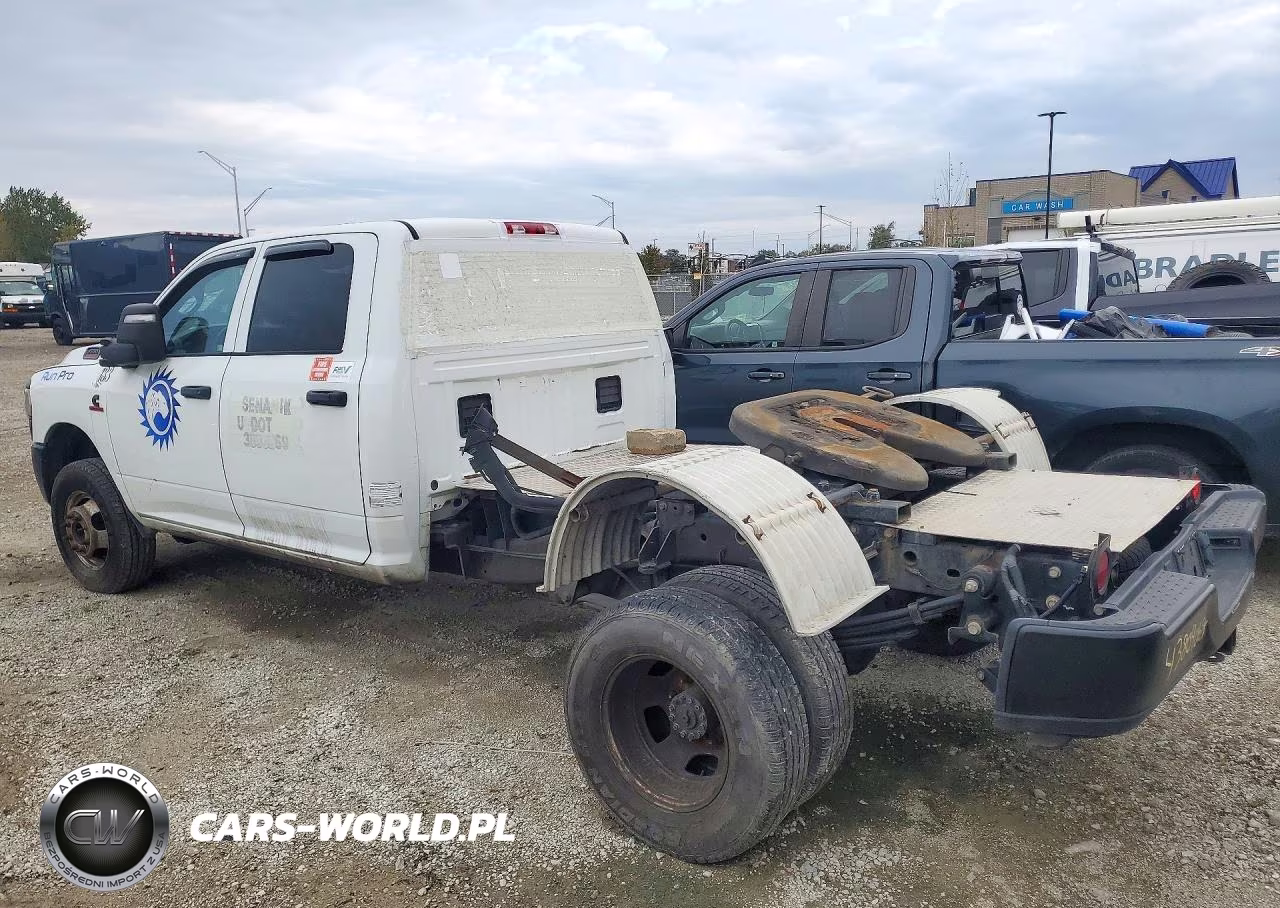 2023 Ram 3500 Tradesman 4X4 8' Box VIN:3C63RRGL9PG648621 - 2
