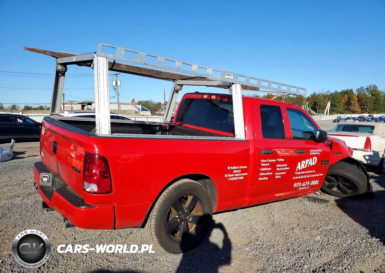 2019 Ram 1500 Classic Tradesman VIN:1C6RR7FT8KS507976 - 3