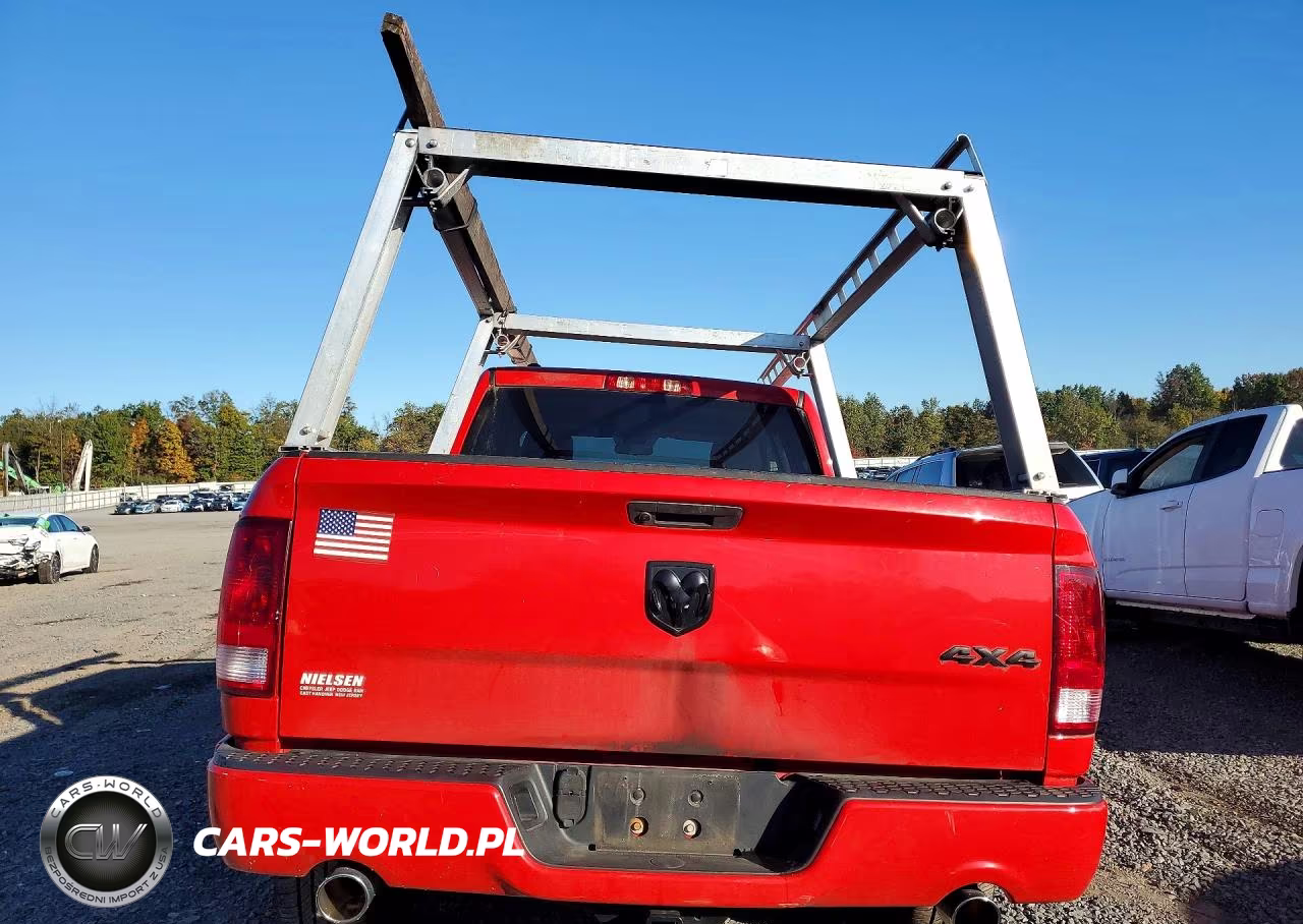 2019 Ram 1500 Classic Tradesman VIN:1C6RR7FT8KS507976 - 6