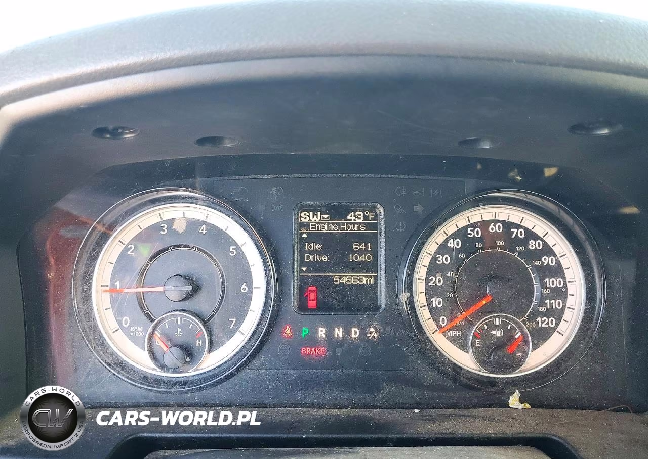 2019 Ram 1500 Classic Tradesman VIN:1C6RR7FT8KS507976 - 9