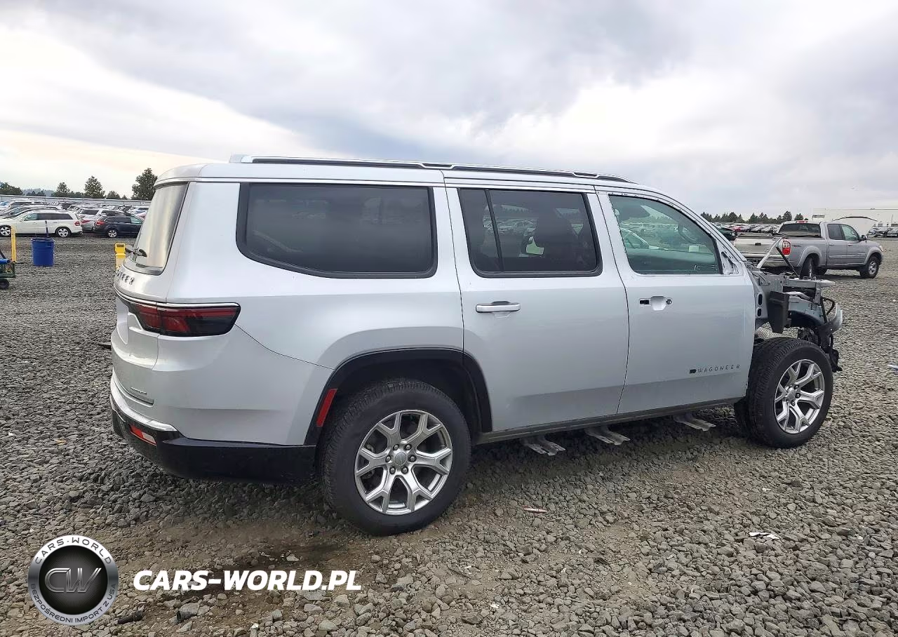 2022 Jeep Wagoneer Series Ii VIN:1C4SJVBT2NS146342 - 3