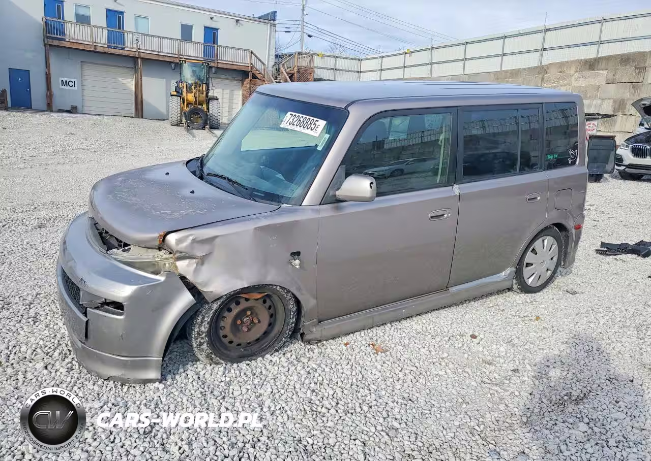 2004 Toyota Scion Xb