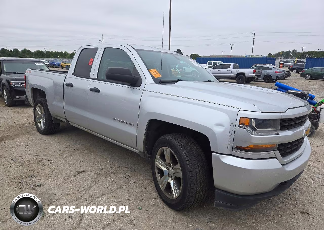2016 Chevrolet Silverado K1500 Custom VIN:1GCVKPEC3GZ184626 - 4