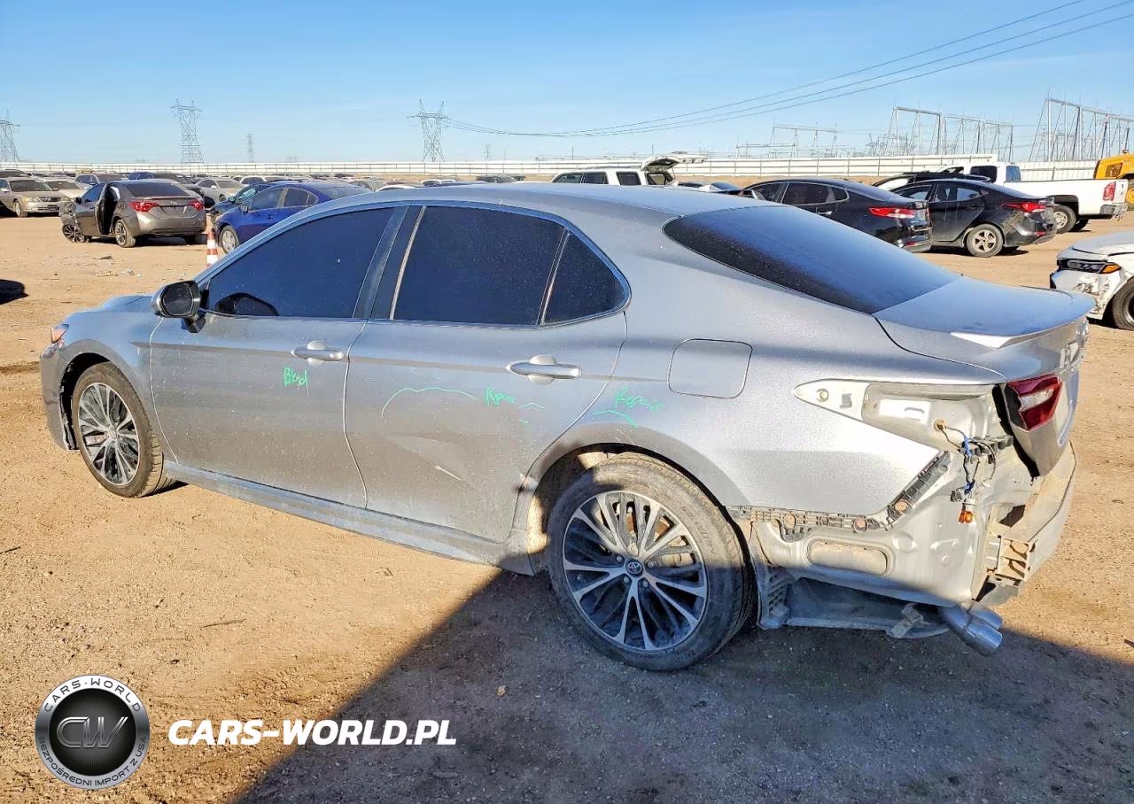 2018 Toyota Camry L VIN:4T1B11HK4JU066056 - 2