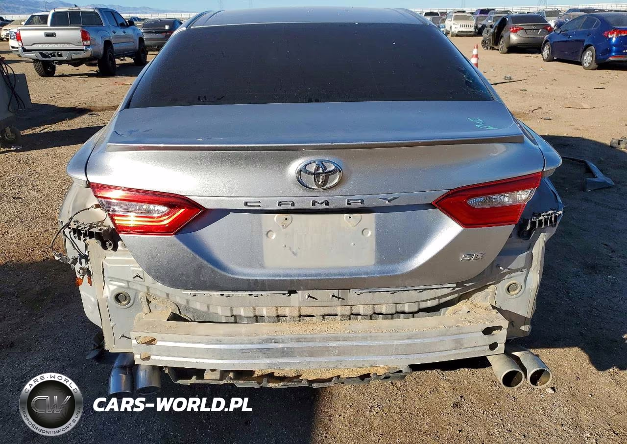 2018 Toyota Camry L VIN:4T1B11HK4JU066056 - 6