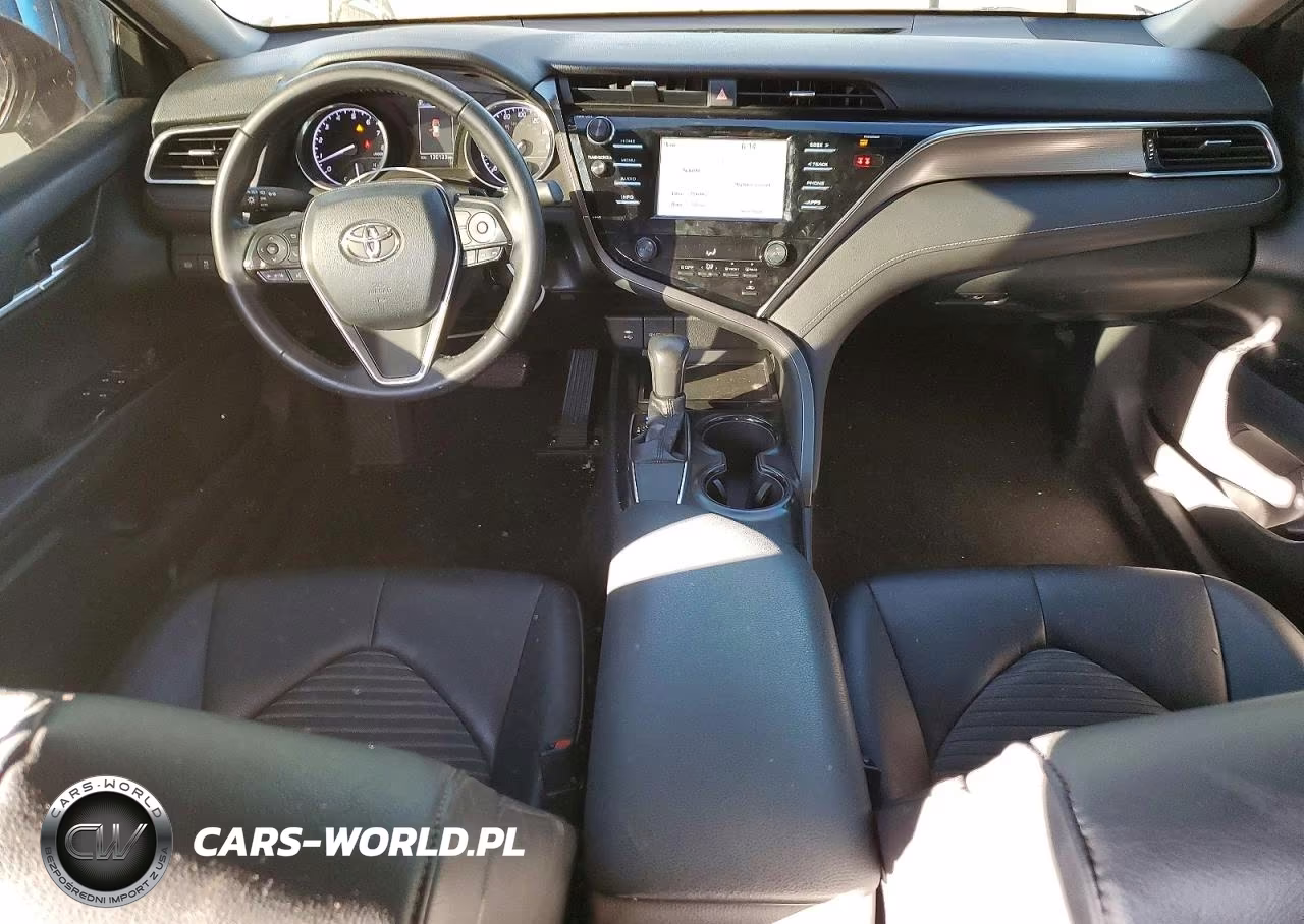 2018 Toyota Camry L VIN:4T1B11HK4JU066056 - 8