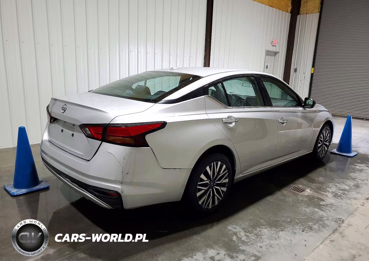 2025 Nissan Altima Sv VIN:1N4BL4DVXSN355945 - 3