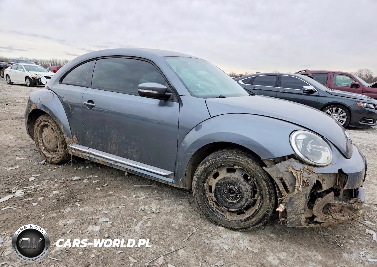 2012 Volkswagen Beetle VIN:3VWJP7AT4CM606675 - 4