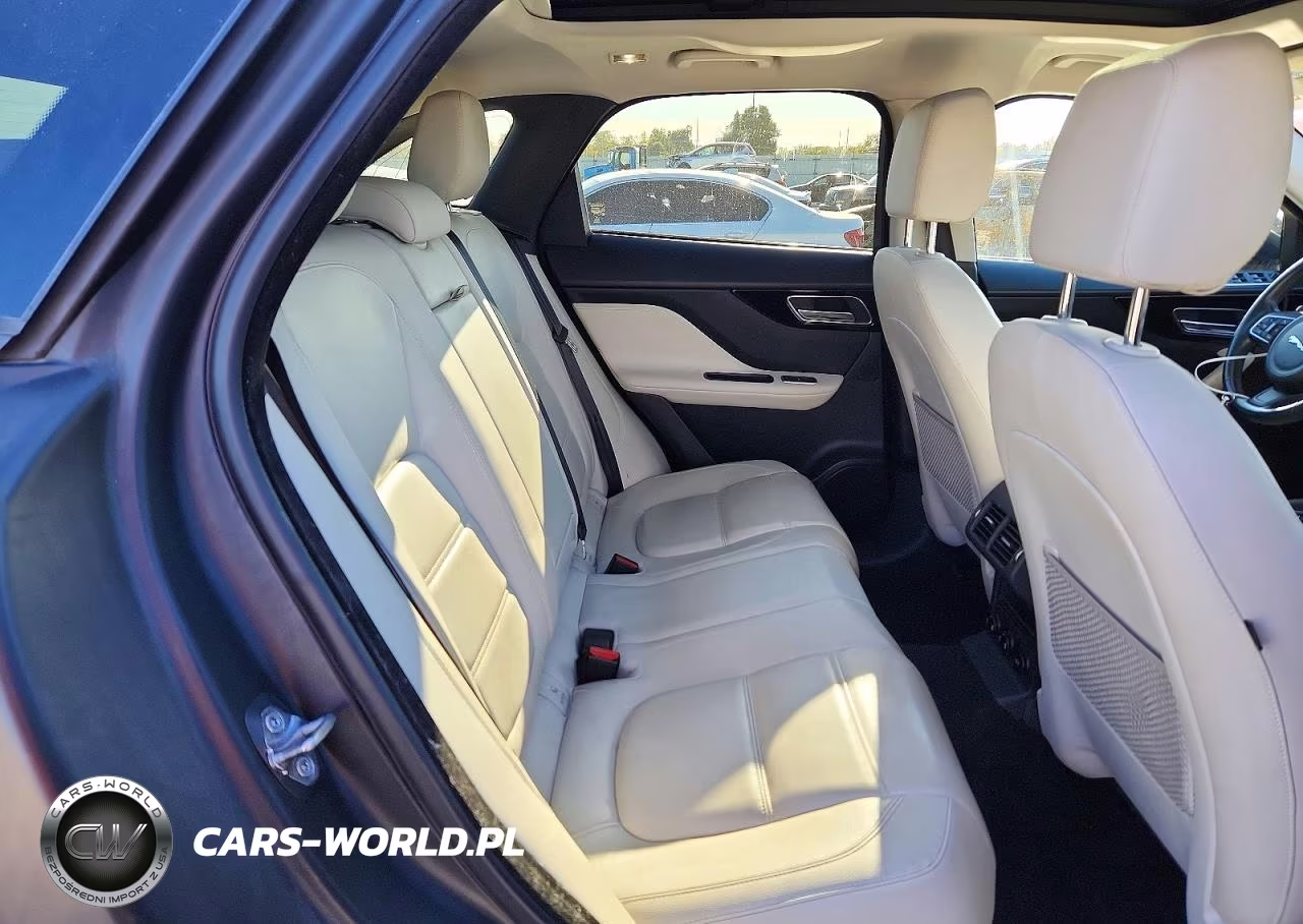 2017 Jaguar F-Pace Prestige VIN:SADCK2BV5HA881493 - 10