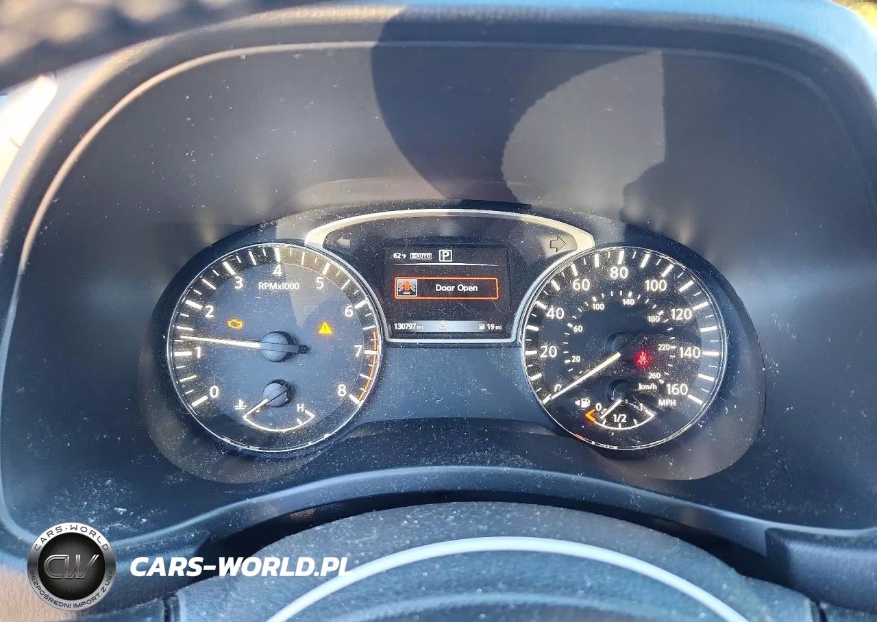 2018 Nissan Pathfinder Sv VIN:5N1DR2MM1JC640083 - 9