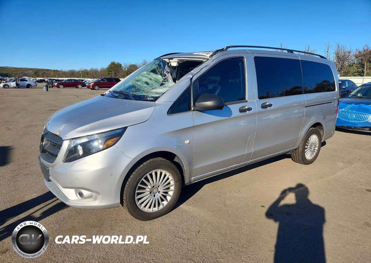 2017 Mercedes-Benz Metris