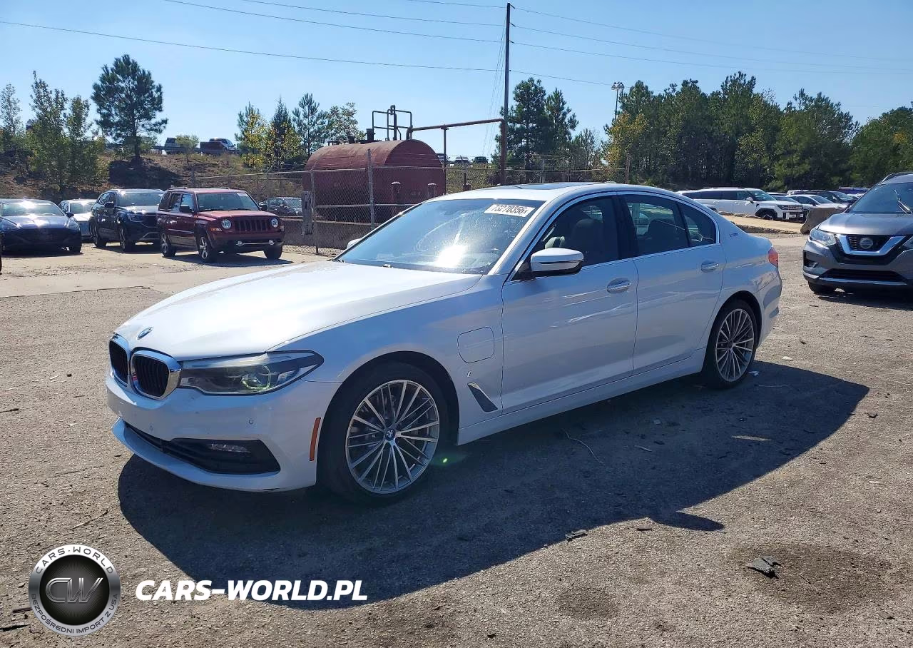 2018 BMW 530E VIN:WBAJA9C56JB253016 - 1
