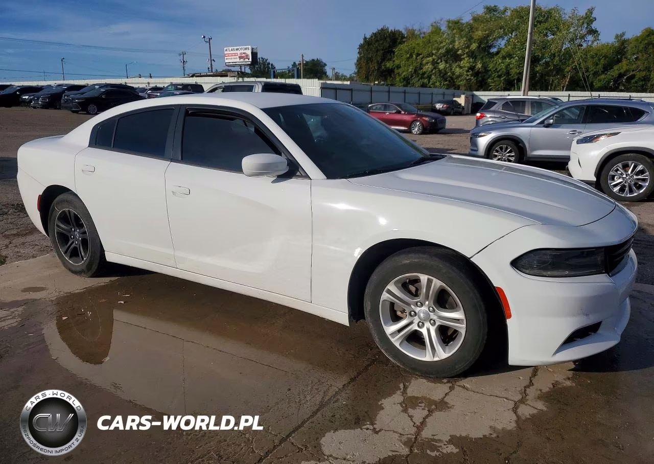 2019 Dodge Charger Sxt VIN:2C3CDXBG9KH625195 - 4