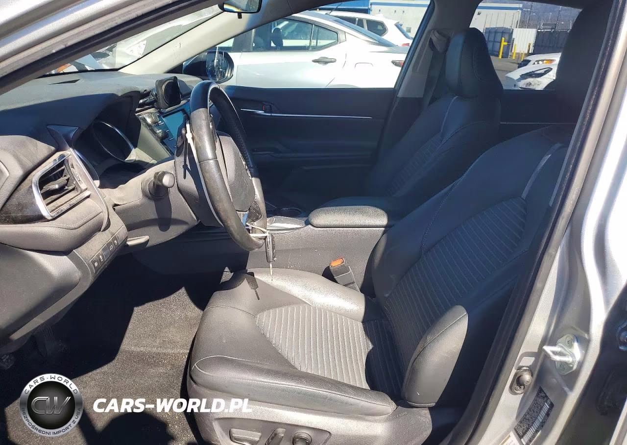 2018 Toyota Camry Se VIN:JTNB11HK5J3049451 - 7