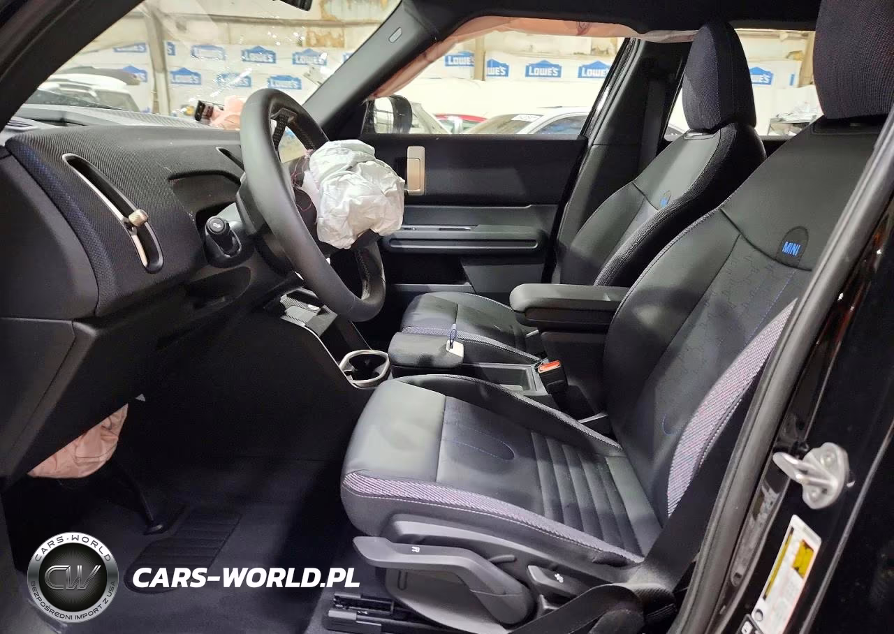 2027 Mini Countryman S All4 VIN:WMZ23GA03V7V57877 - 7