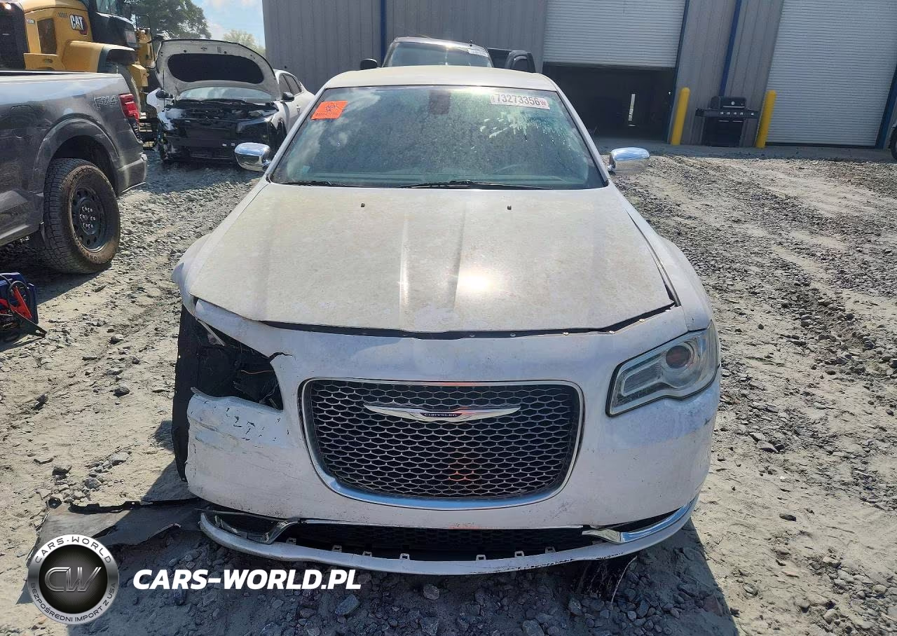 2019 Chrysler 300 Touring VIN:2C3CCAAG2KH590002 - 5