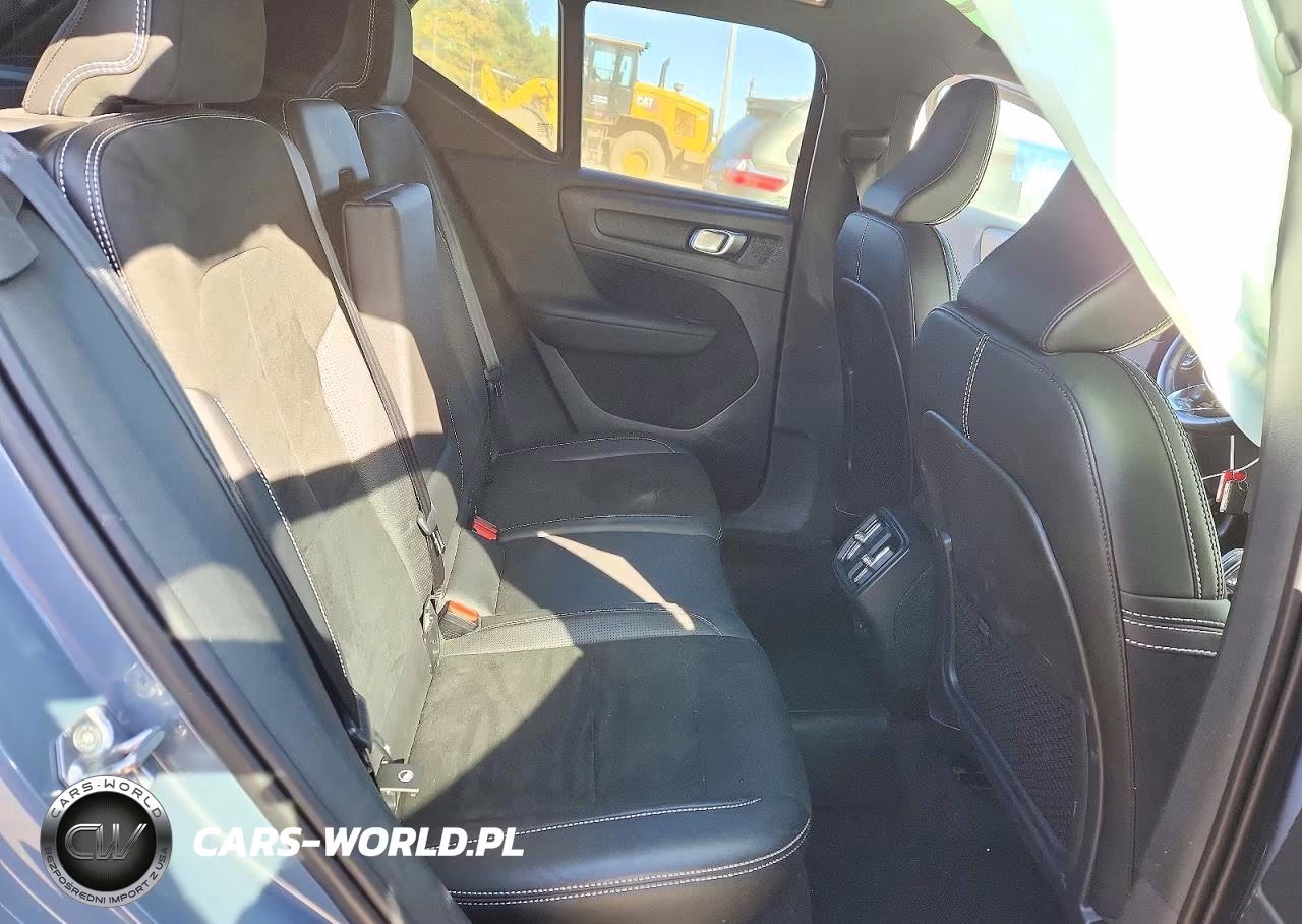 2020 Volvo Xc40 T5 R-Design VIN:YV4162UM5L2307388 - 10