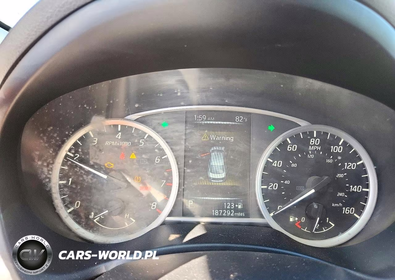 2017 Nissan Sentra Sv VIN:3N1AB7AP6HY252987 - 9