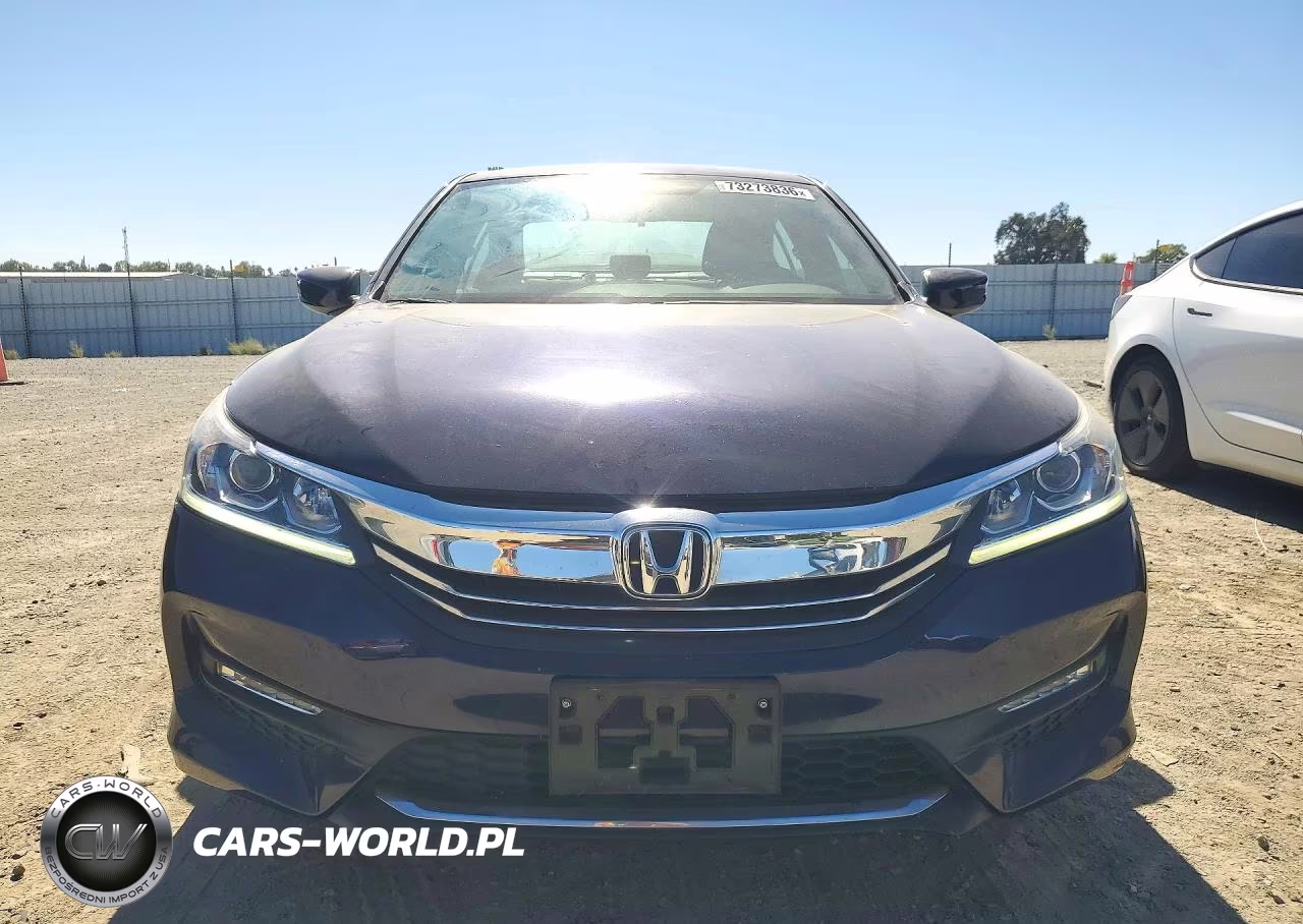 2017 Honda Accord Sport VIN:1HGCR2F53HA244024 - 5