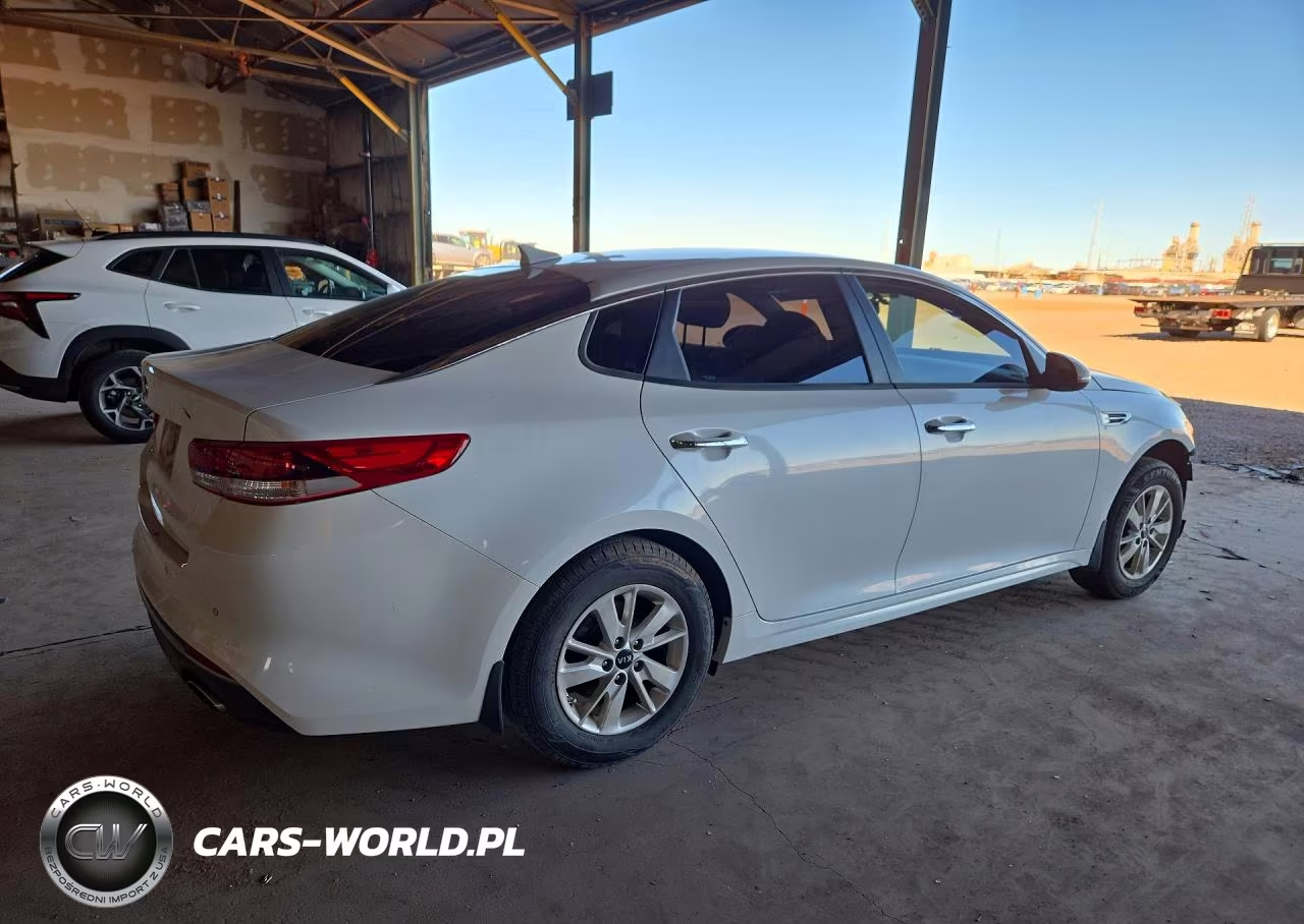 2018 Kia Optima Lx VIN:5XXGT4L34JG184605 - 3