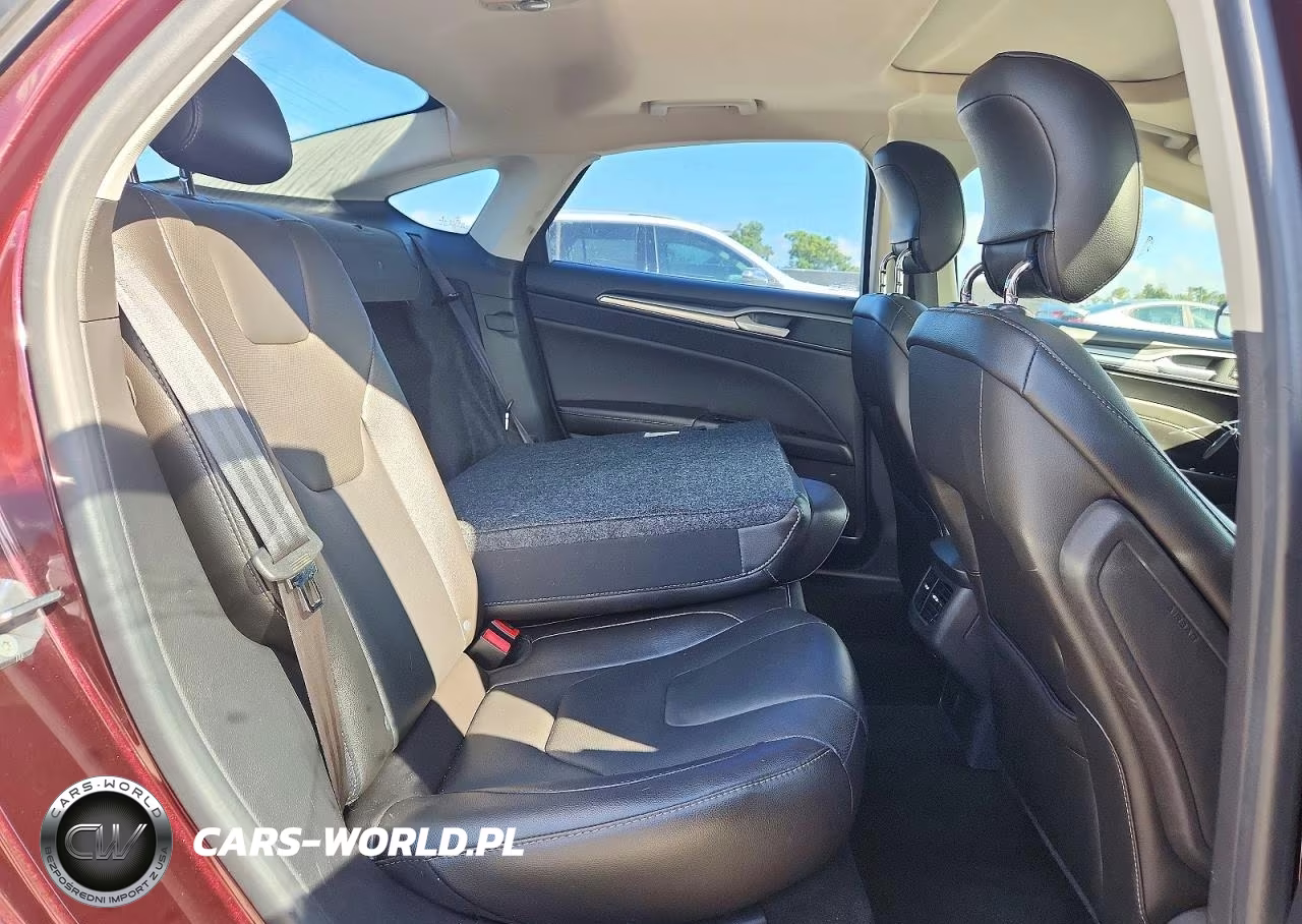 2013 Ford Fusion Titanium VIN:3FA6P0K94DR298405 - 10