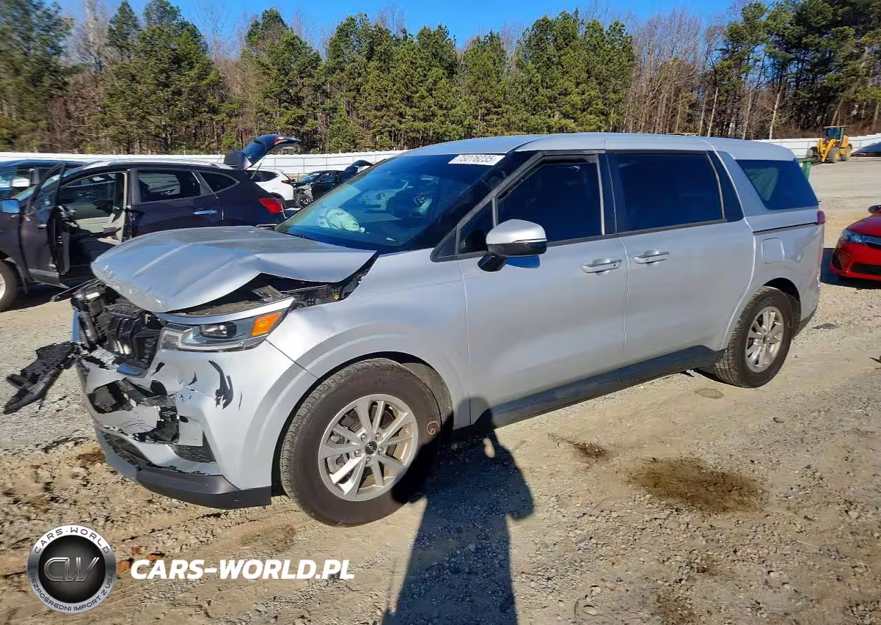 2022 Kia Carnival Lx