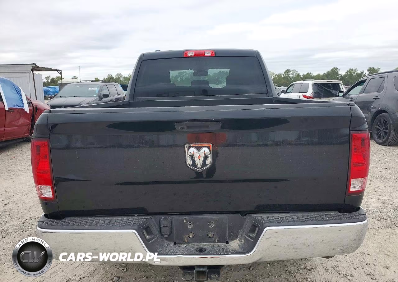 2019 Ram 1500 Classic Tradesman VIN:1C6RR6FG3KS673805 - 6
