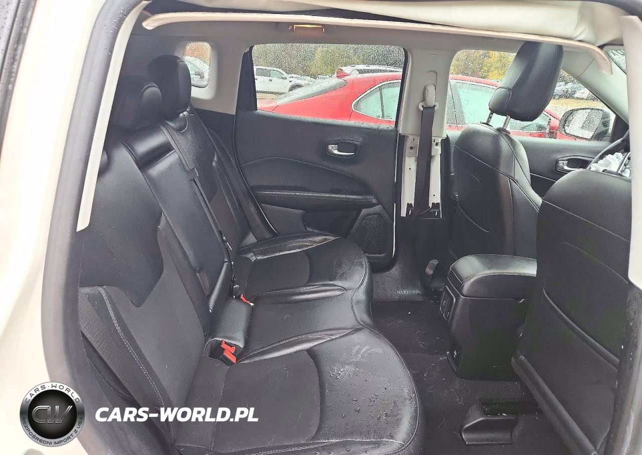 2020 Jeep Compass Latitude VIN:3C4NJDBB0LT228841 - 10