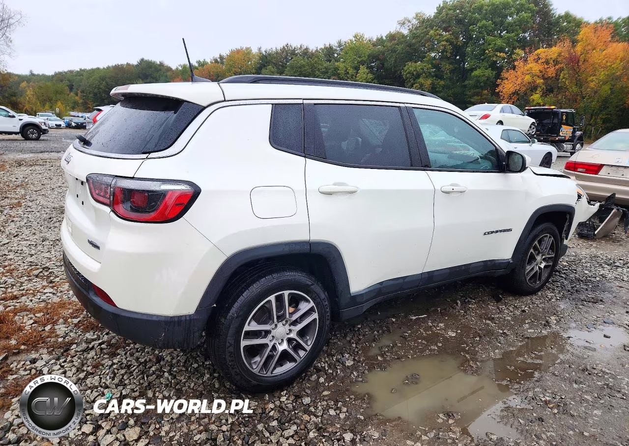 2020 Jeep Compass Latitude VIN:3C4NJDBB0LT228841 - 3